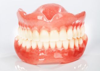 Clínica Dental Doctores Viloria Prótesis completa